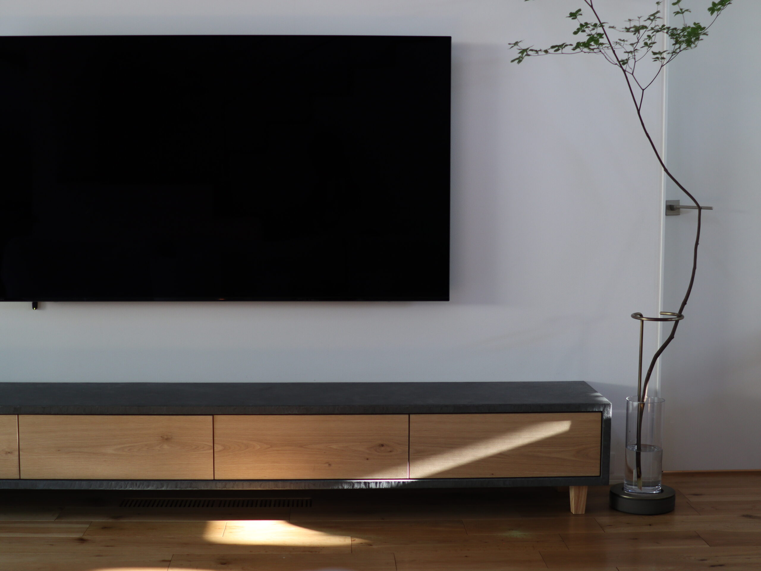 MORTEX TV BOARD 01